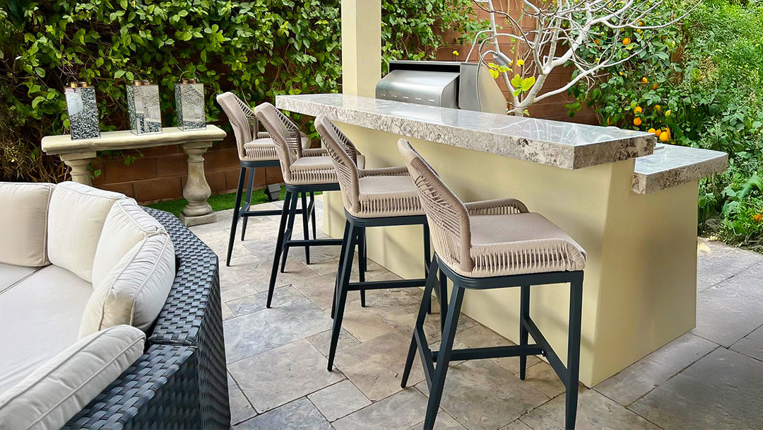 A Weekend DIY Project: Make Your Faded Patio Furniture Look Brand New