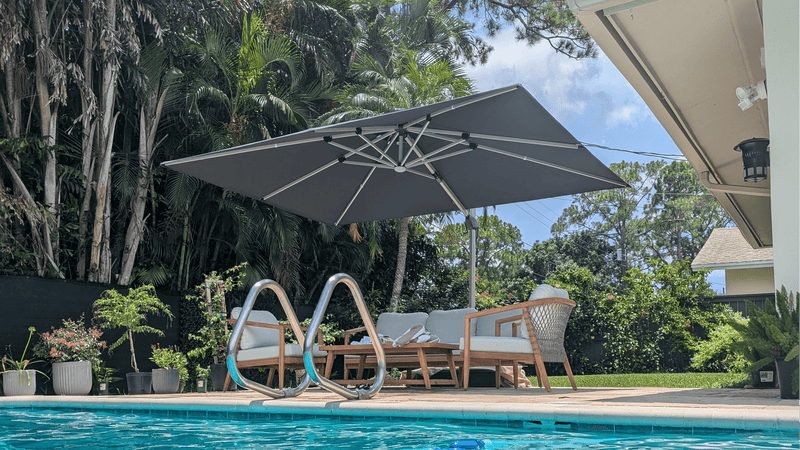 best patio umbrella for windy areas Choice Products 7.5ft Market with Wavy Trim, UV-Fade-Resistant 210g Canopy, Crank & Tilt, Wind Vent, Heavy-Duty Frame For those whom prefer not to direct mount their umbrella WINDPROOF UMBRELLA
