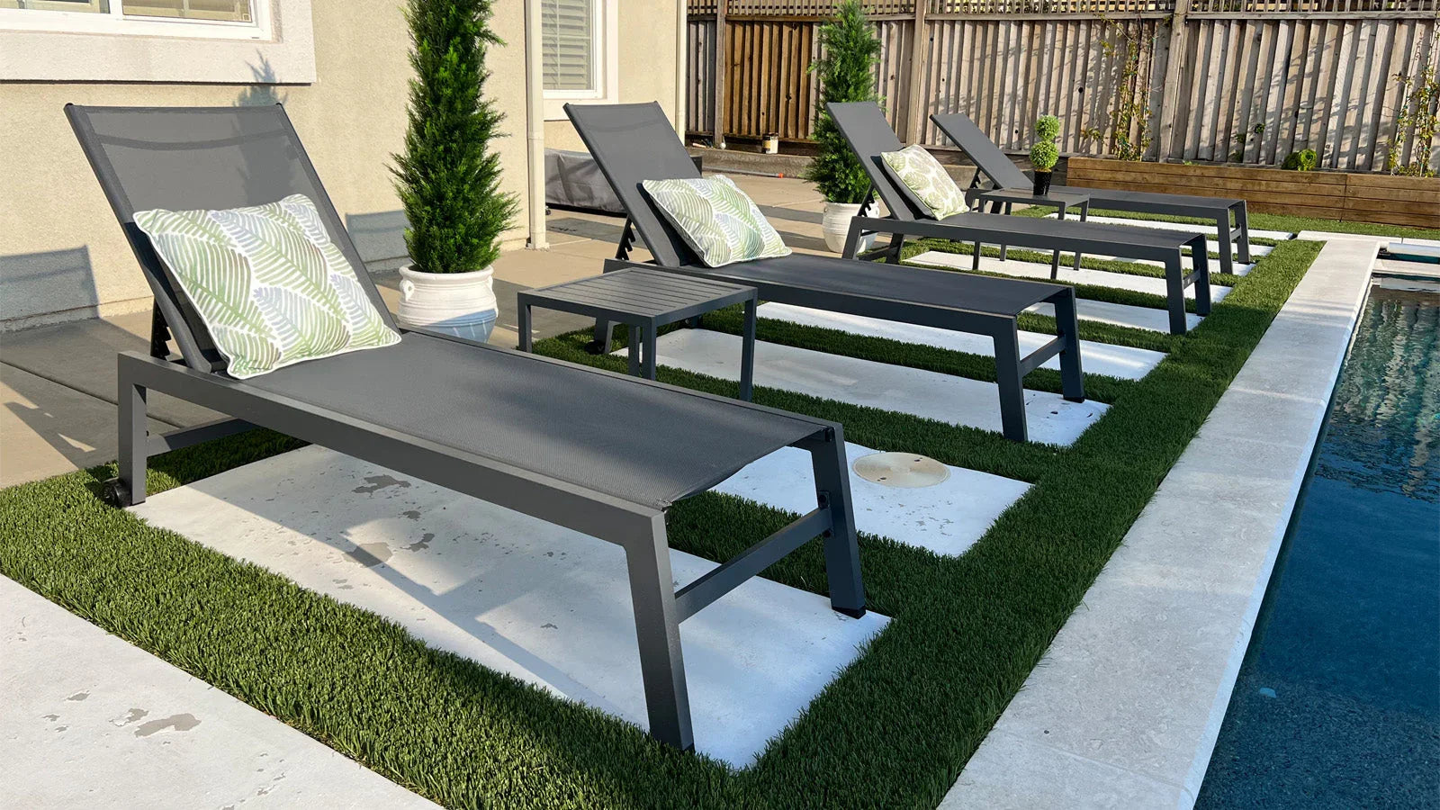 Your Back Will Thank You: How to Choose the Perfect Ergonomic Chaise Lounge