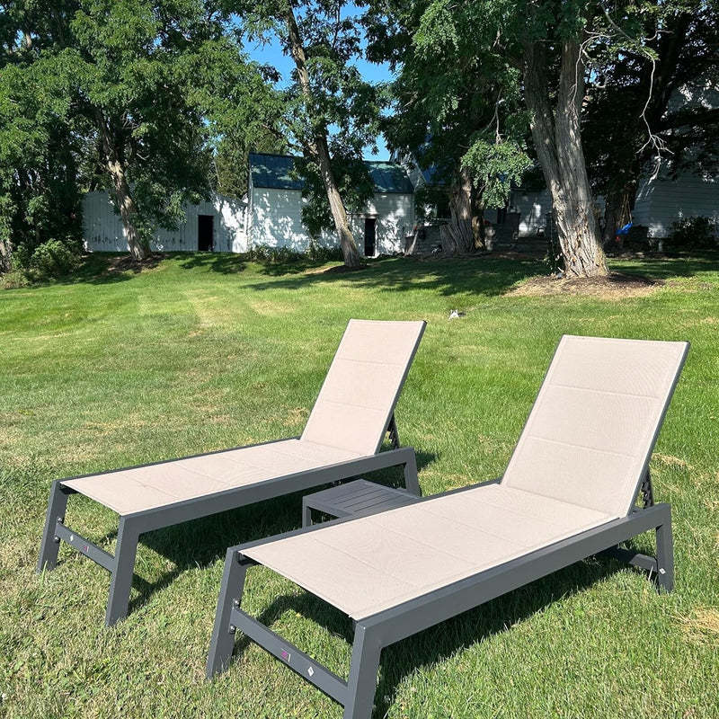 PURPLE LEAF Outdoor Aluminum Chaise Lounge Set of 3 with Wheels and Side Table for Outdoor Backyard Poolside