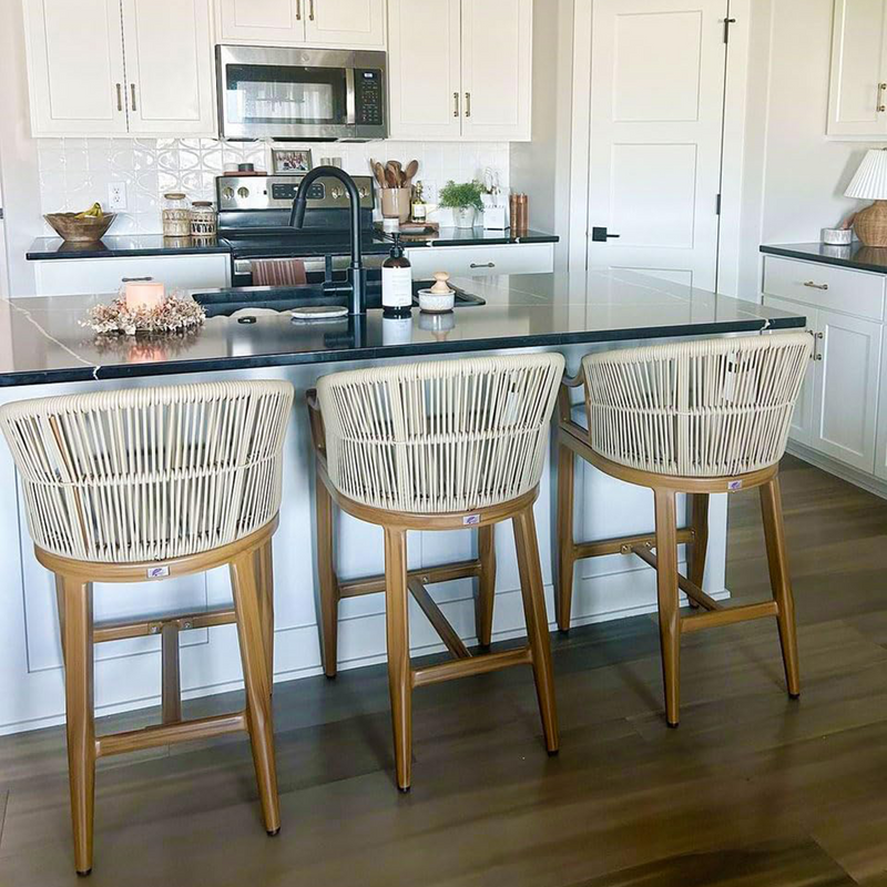 PURPLE LEAF Patio Bar Stools Set of 2 Outdoor Wicker Modern High Bar Chairs Metal Cushioned Barstools with Backs and Ergonomic Armrest for Balcony Garden Indoor Kitchen Island