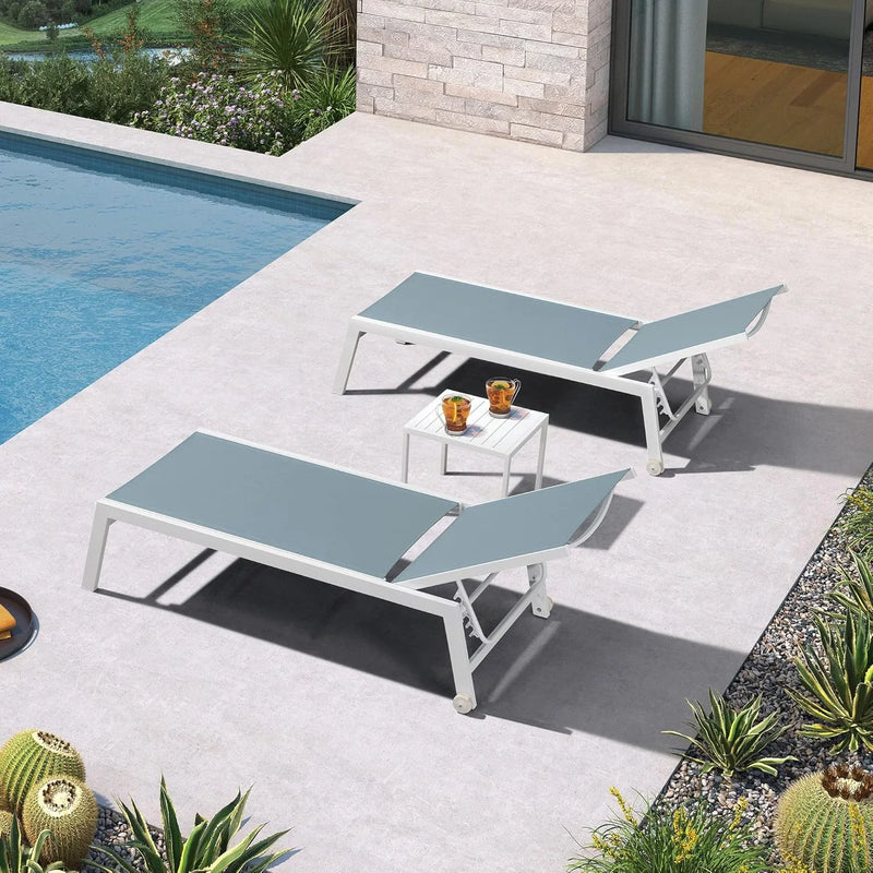 PURPLE LEAF Outdoor Chaise Lounge Chairs Set of 2 White Aluminum Lounge Chair Five-Position Adjustable Chaise with Wheels and Table for Pool Deck Patio