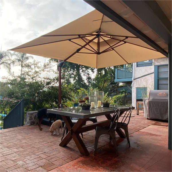 cantilever wood pattern patio umbrella for lounge area